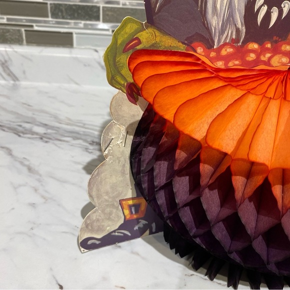 Vintage Amscan Witch Cauldron honey comb crepe Centerpiece vintage Halloween - Picture 3 of 6